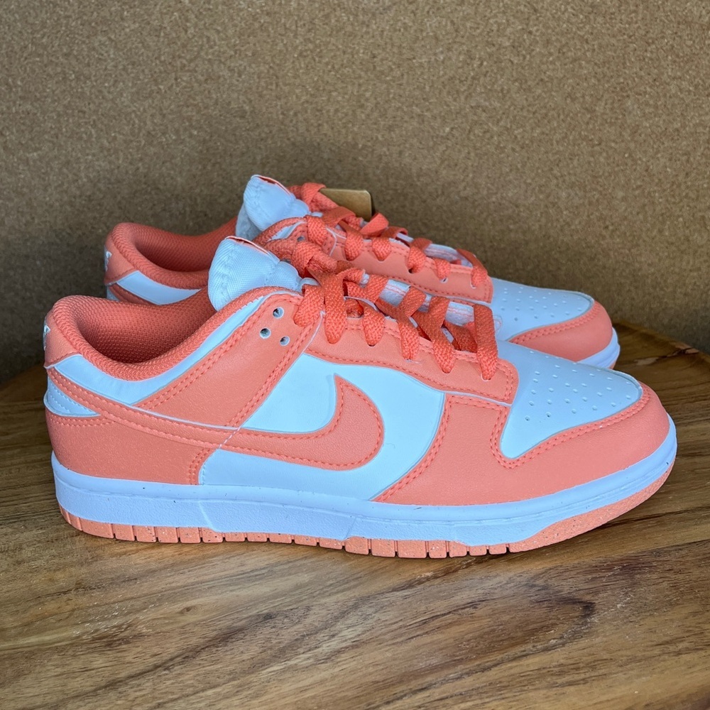 Nike
Dunk
Light wild mango
Brand new - Picture 5 of 7